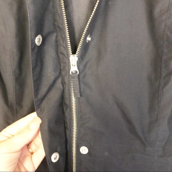 Lands’ End Navy Blue Light Rain Jacket Coat Women's Size Small - Picture 3 of 7